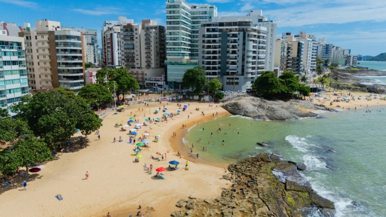 De acordo com o prefeito de Guarapari, Rodrigo Borges, o objetivo da taxa é organizar o trânsito da cidade